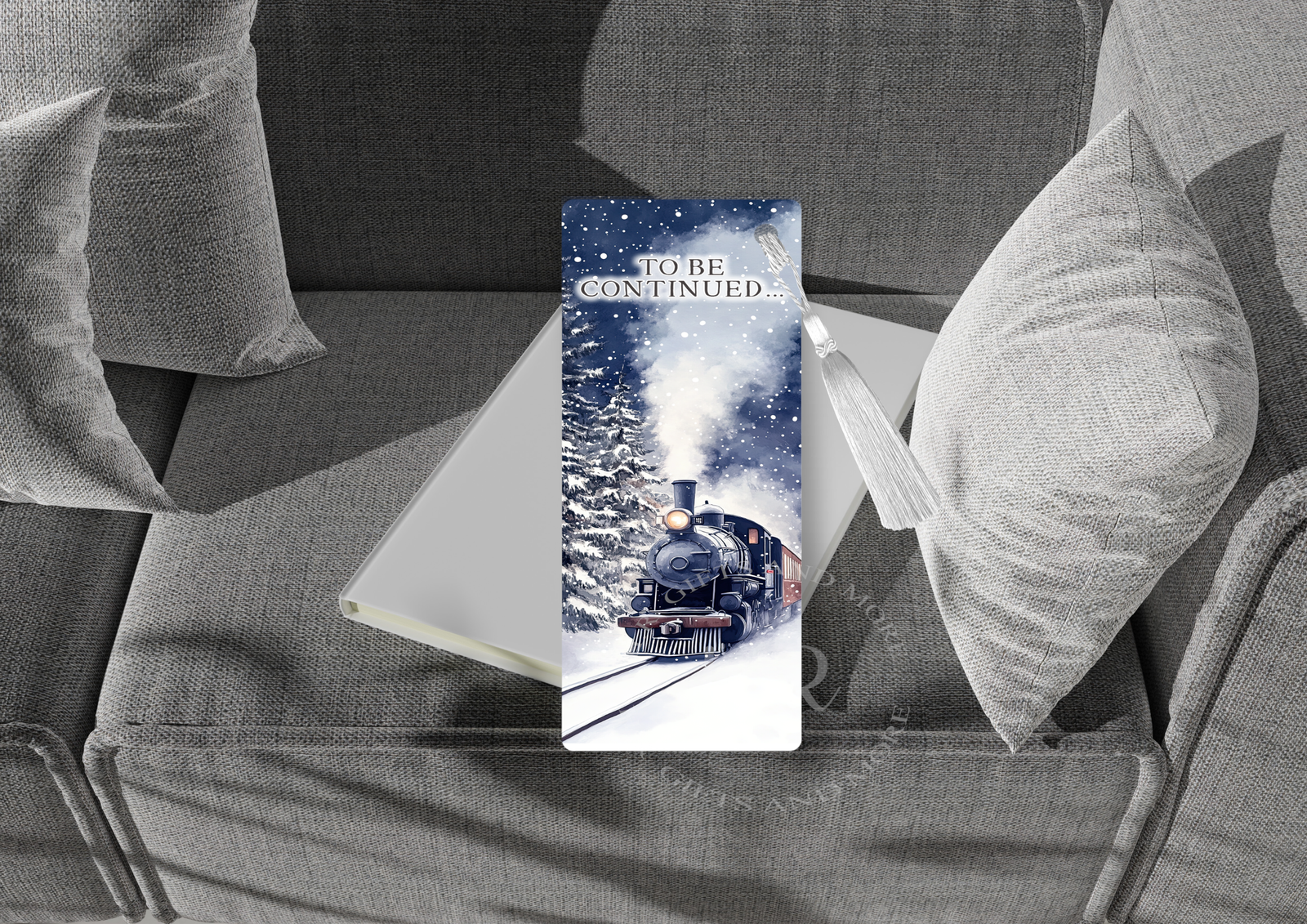 HR61-16 Christmas Train Bookmark